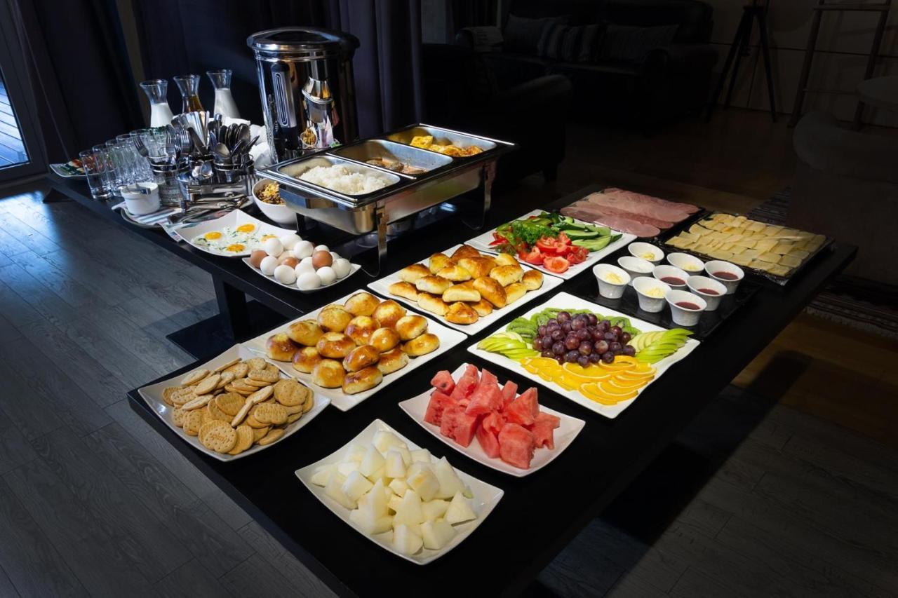 Aykun Hotel By Ag Hotels Group Astana Bagian luar foto